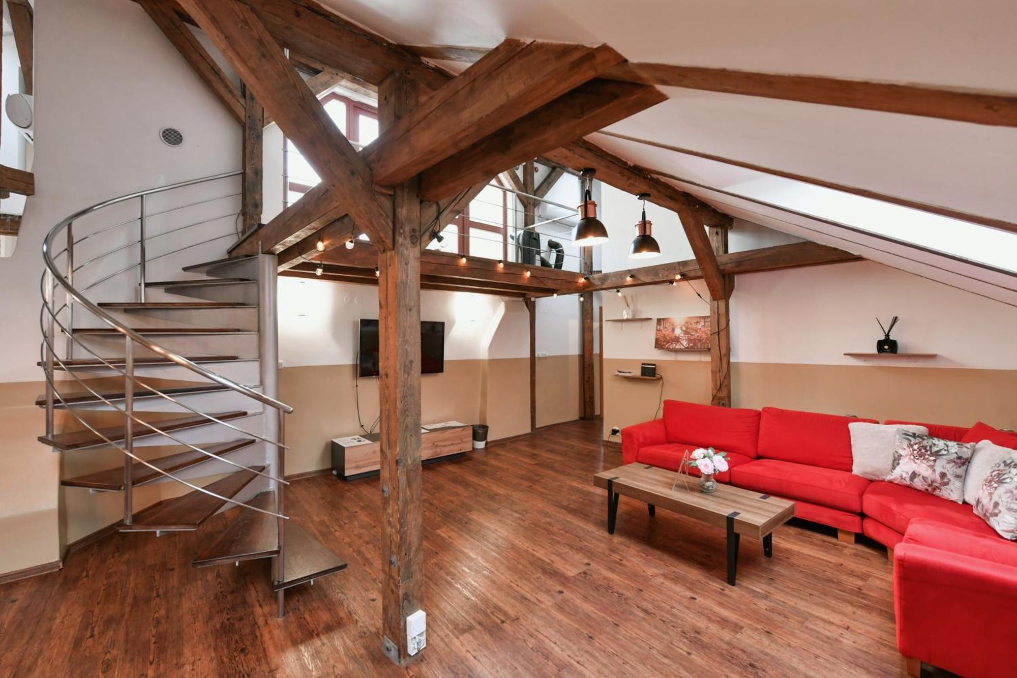 פראג Amazing Charles Bridge Apartment מראה חיצוני תמונה